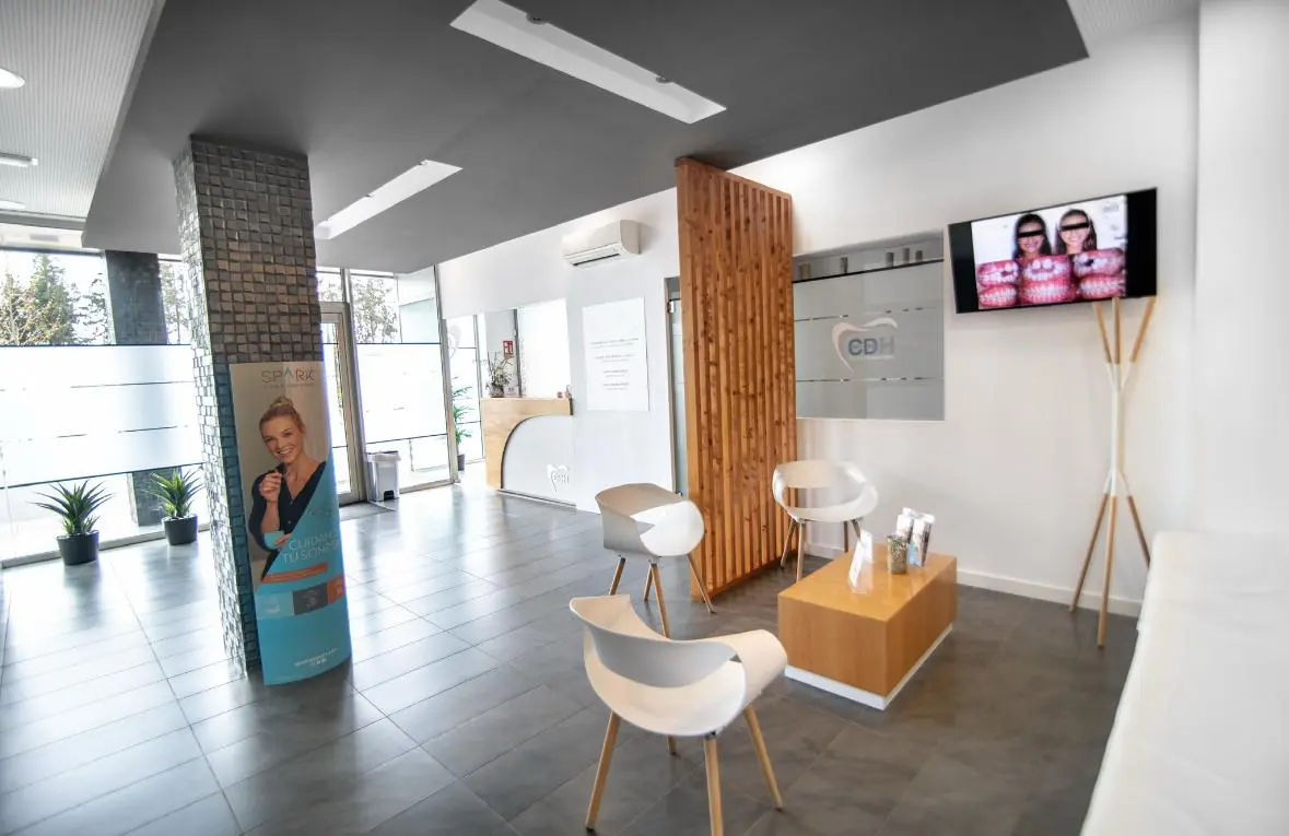 Interior de la clínica dental Centro Dental Híjar en Híjar, Granada