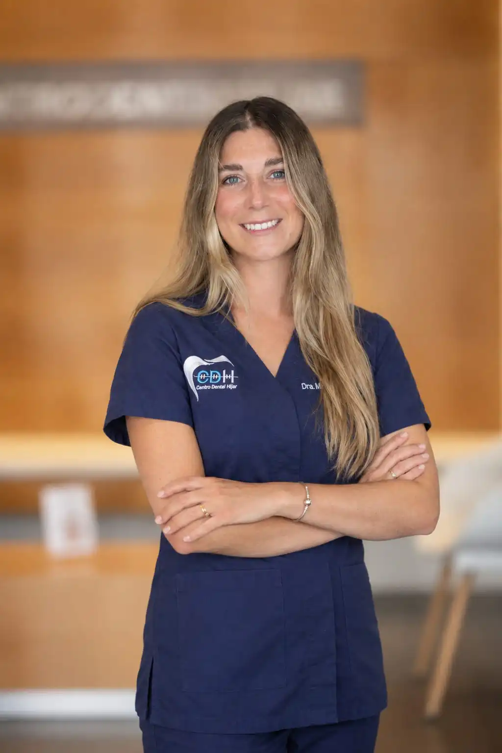 Dra. Laura Jiménez Andújar - Centro Dental Híjar